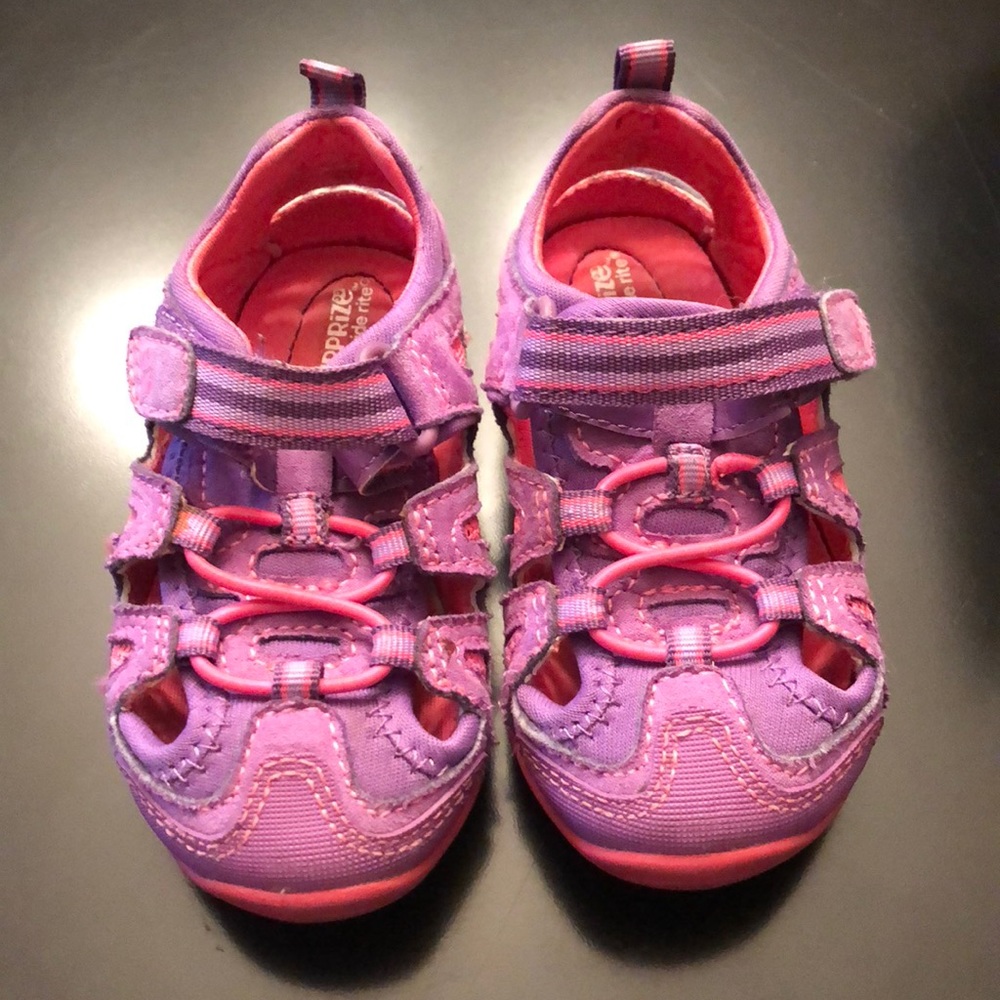 sandal walking shoe